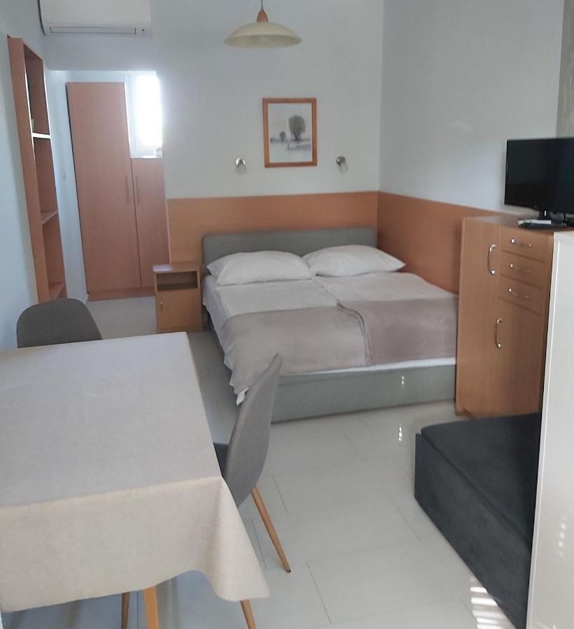 Apartmanhaz Horvath Balatonboglar Ngoại thất bức ảnh