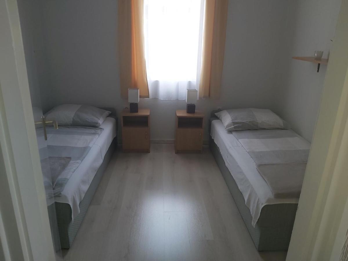 Apartmanhaz Horvath Balatonboglar Ngoại thất bức ảnh